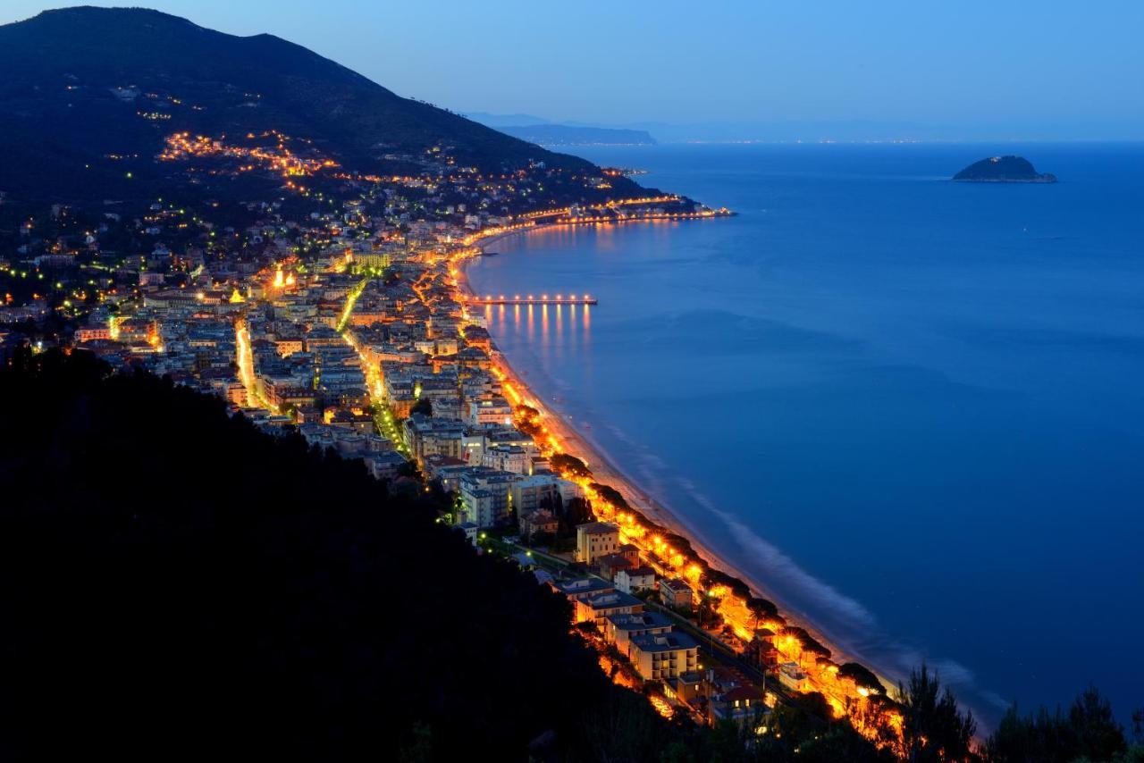 Grand Hotel Alassio Beach & Spa Resort - The Leading Hotels Of The World Exterior foto